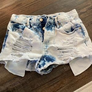 Forever 21 size 24 shorts